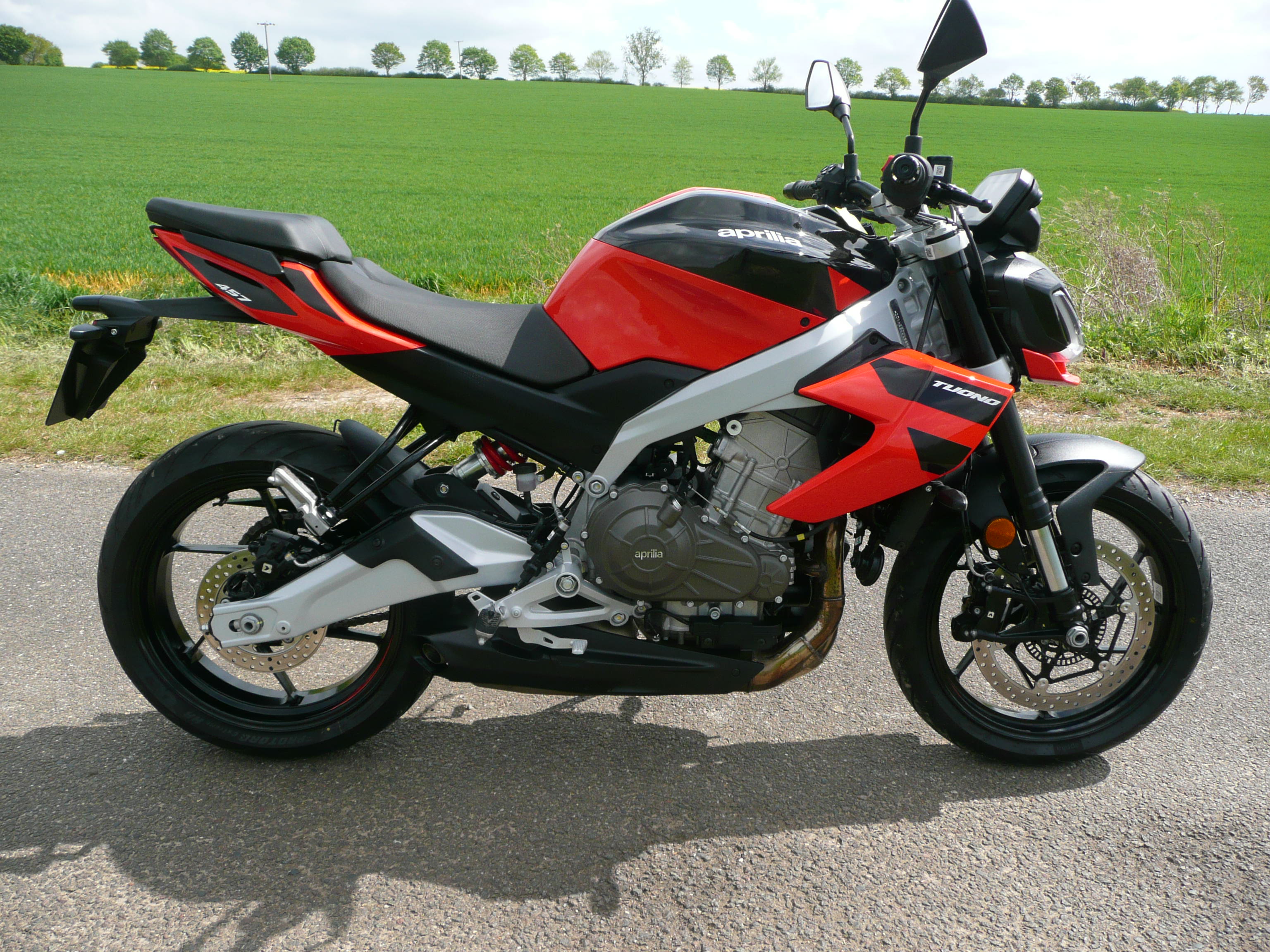 2025 Aprilia Tuono 457 ABS As New